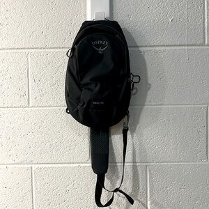 NWOT Osprey Daylite Sling